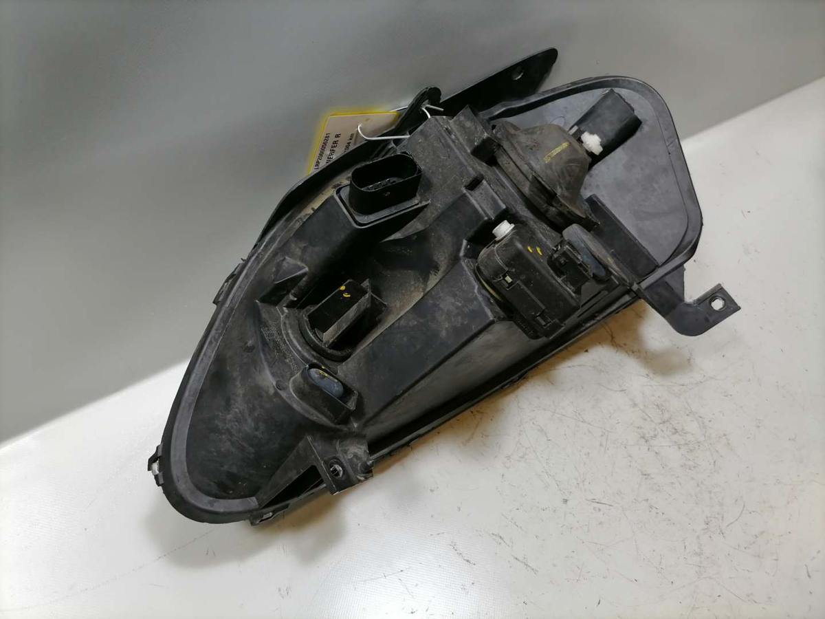 VW Fox original Scheinwerfer vorn rechts Halogen Bj.2005